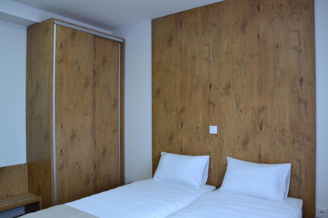 Atos Centar Apartment Celinac Ngoại thất bức ảnh