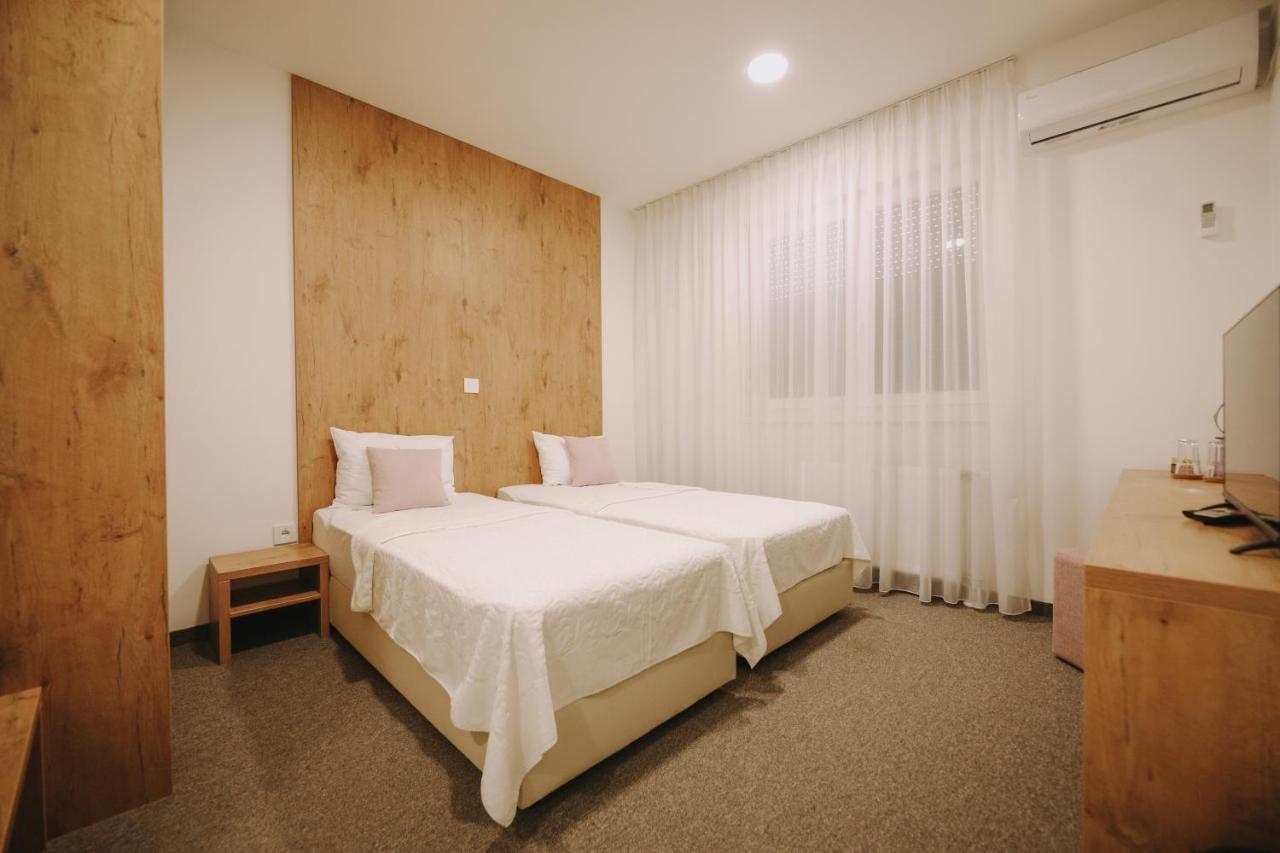 Atos Centar Apartment Celinac Ngoại thất bức ảnh